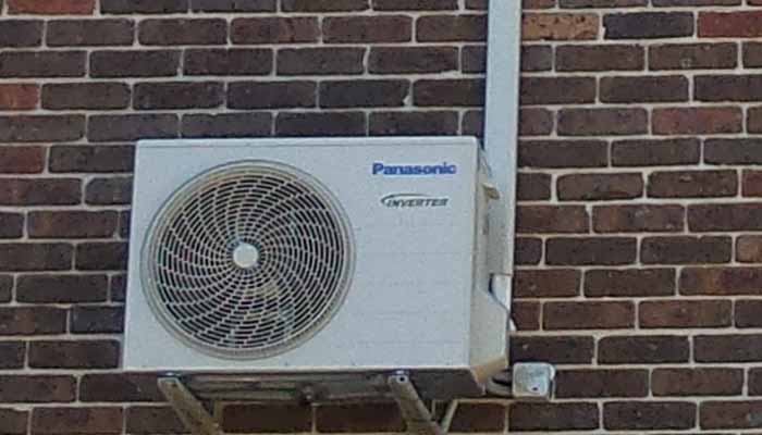 high wall split air conditioner